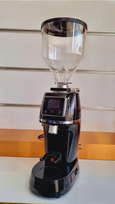 آسیاب نیمه صنعتی هوم مدل 025( ضمانت اصالت کالا و ضمانت سالم رسیدن کالا به دست مشتری)